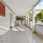 Val