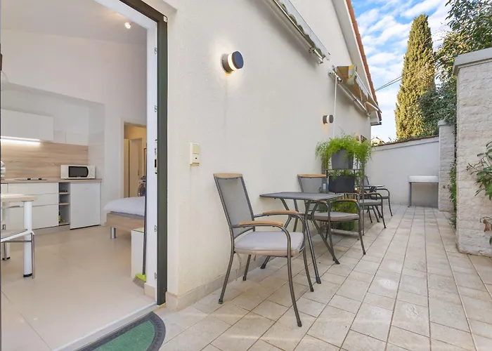 Apartment Apartmani Val Blue